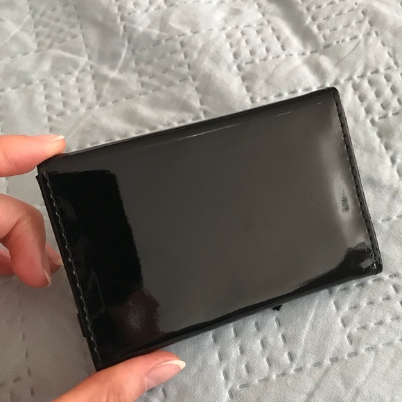 Dior Beauty Makeup Wallet with Mirror - Picture 5 of 6
